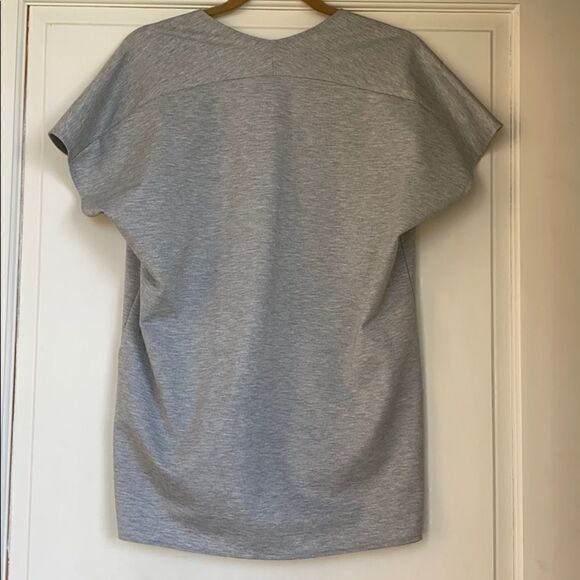 Hi Lo Tunic Length V Neck Top - Picture 3 of 5